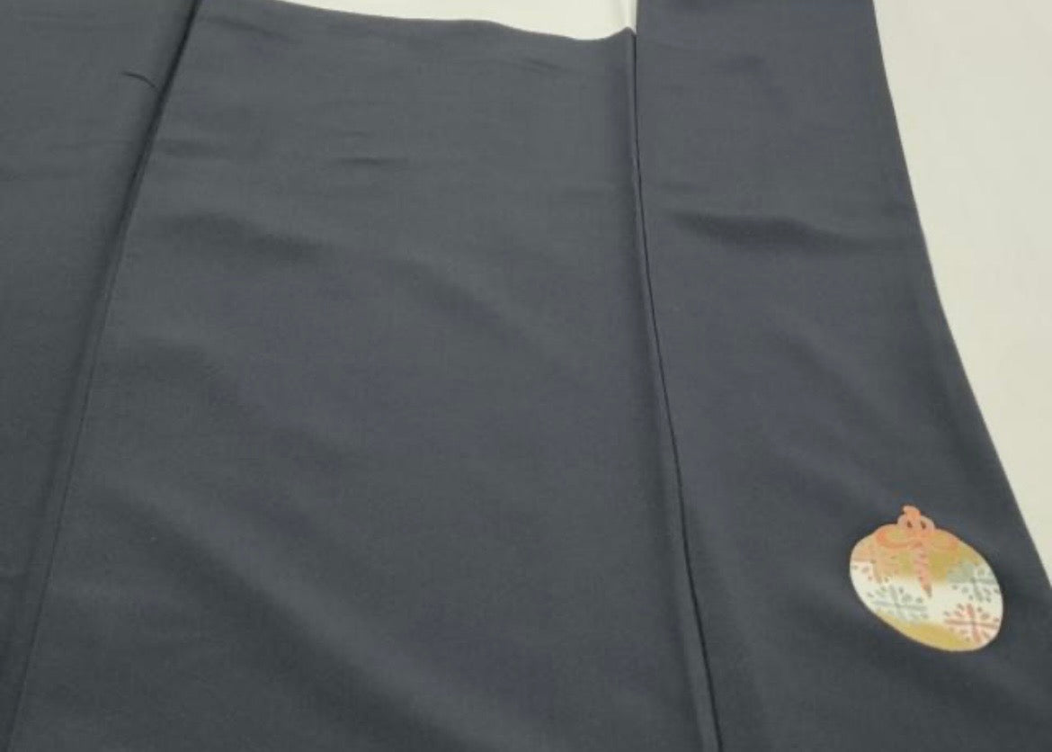 Japanese Silk Kimono 十日町友禅作家　阿部佳雪 　豪華色留袖　仕覆花文　暈し染め　金彩　正絹