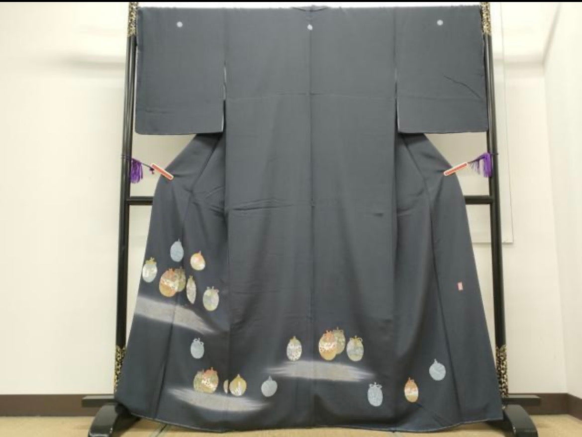 Japanese Silk Kimono 十日町友禅作家　阿部佳雪 　豪華色留袖　仕覆花文　暈し染め　金彩　正絹