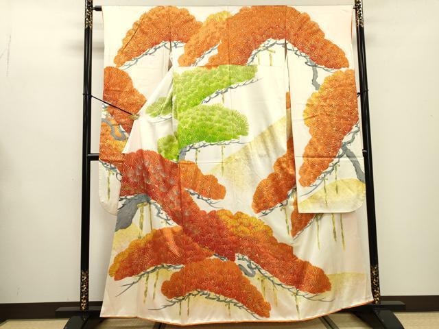 Kimono 豪華振袖　駒刺繍　松葉　暈し染　金彩　正絹