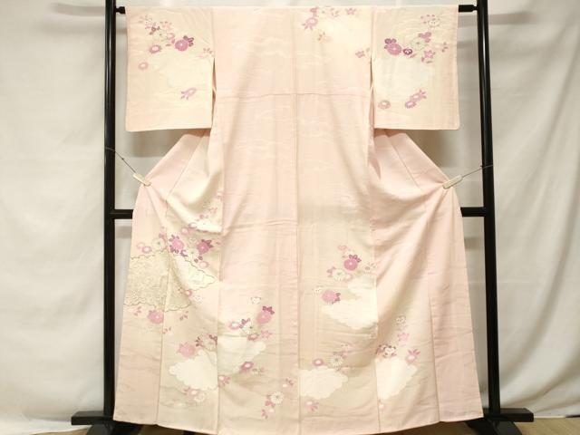 Kimono 訪問着　駒刺繍　雲取り舞花文　暈し染め　金彩　正絹