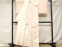 Kimono 訪問着　駒刺繍　雲取り舞花文　暈し染め　金彩　正絹