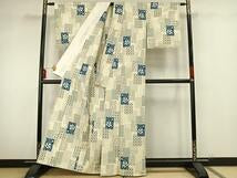 Kimono 上質な紬　単衣　色紙草花文　正絹