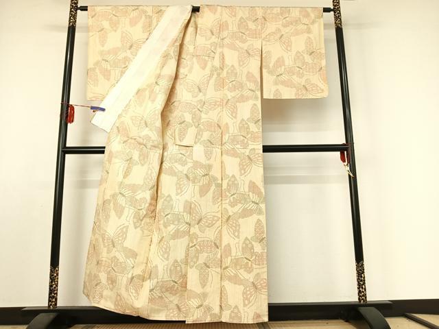 Kimono 上質な紬　単衣　舞蝶文　正絹